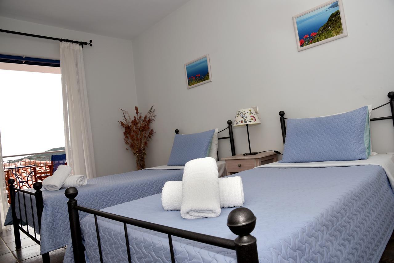Avra Hotel Kyparission Ngoại thất bức ảnh